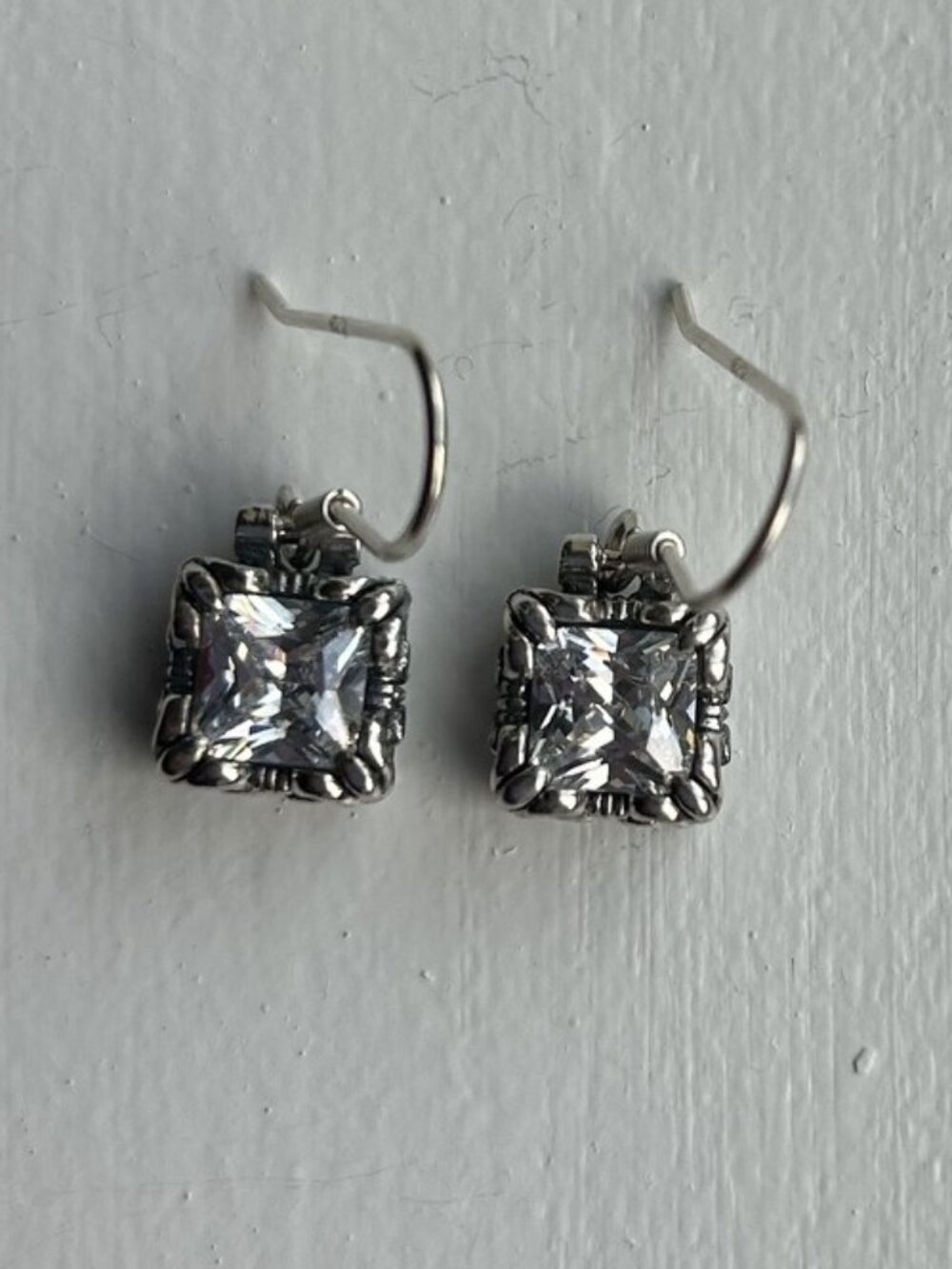 *BRAND NEW* Silpada Sterling Silver Uptown Cubic Zirconia Earrings W0975